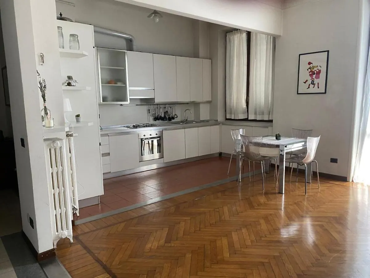 Apartment Appartamento Giulia Milan Italy